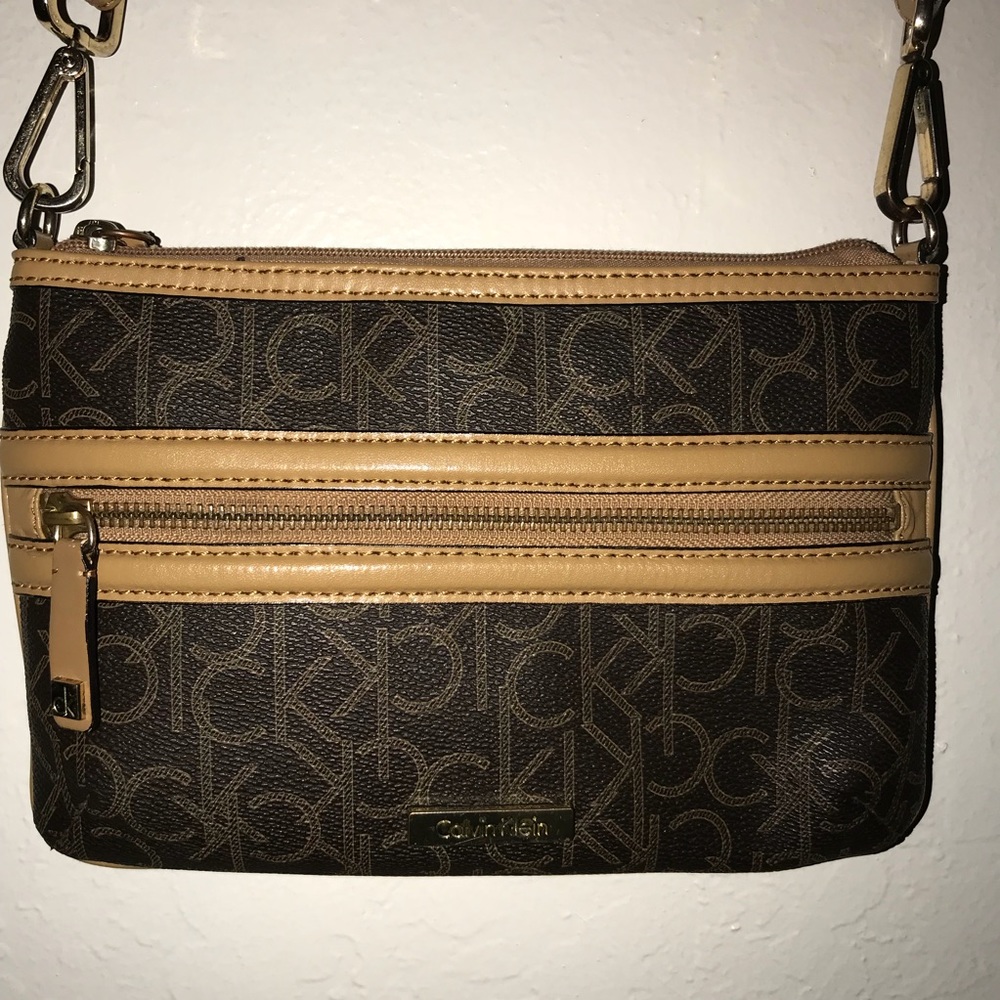 Calvin Klein Crossbody